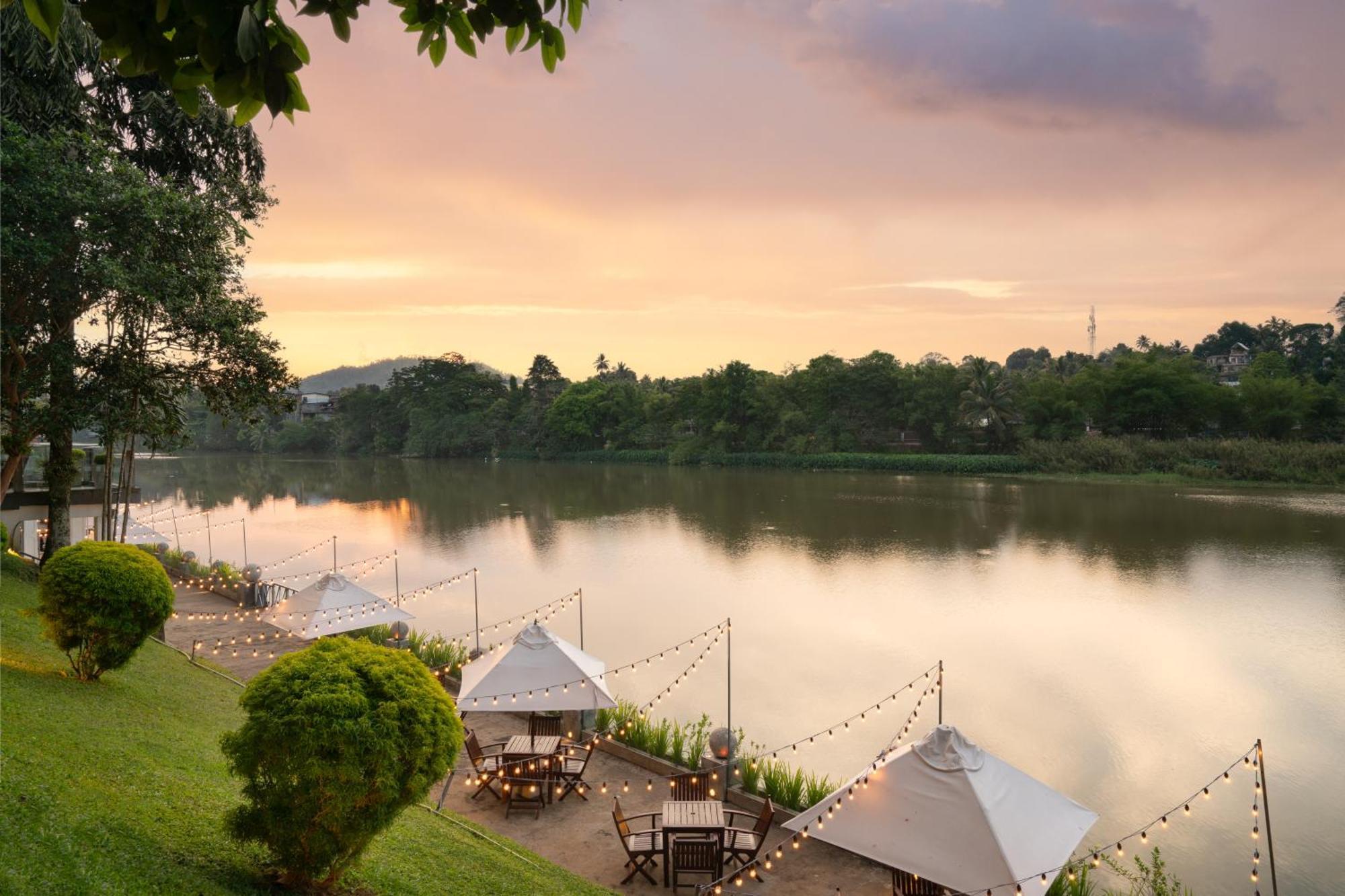 Mahaweli Reach Hotel Канді Екстер'єр фото